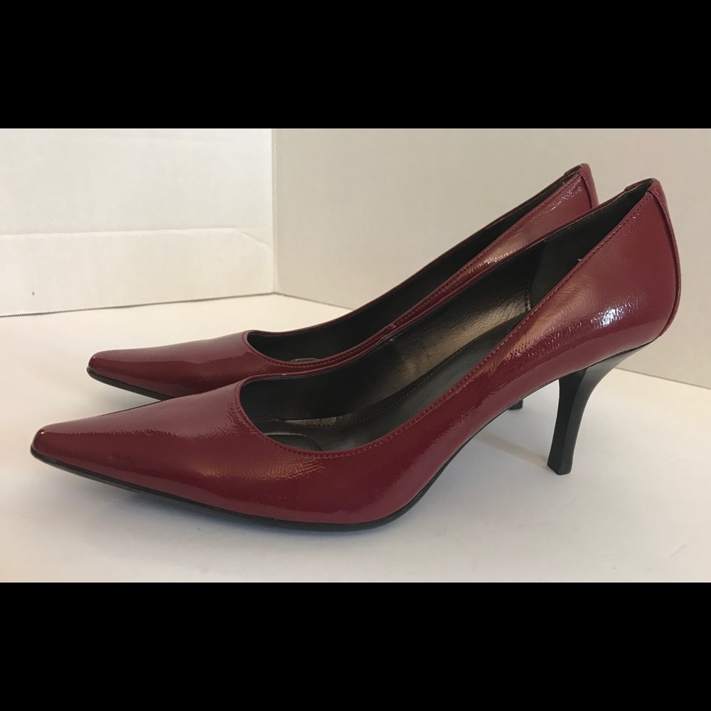 Calvin Klein Deep Red Pump Shoes—Size 8M—NICE